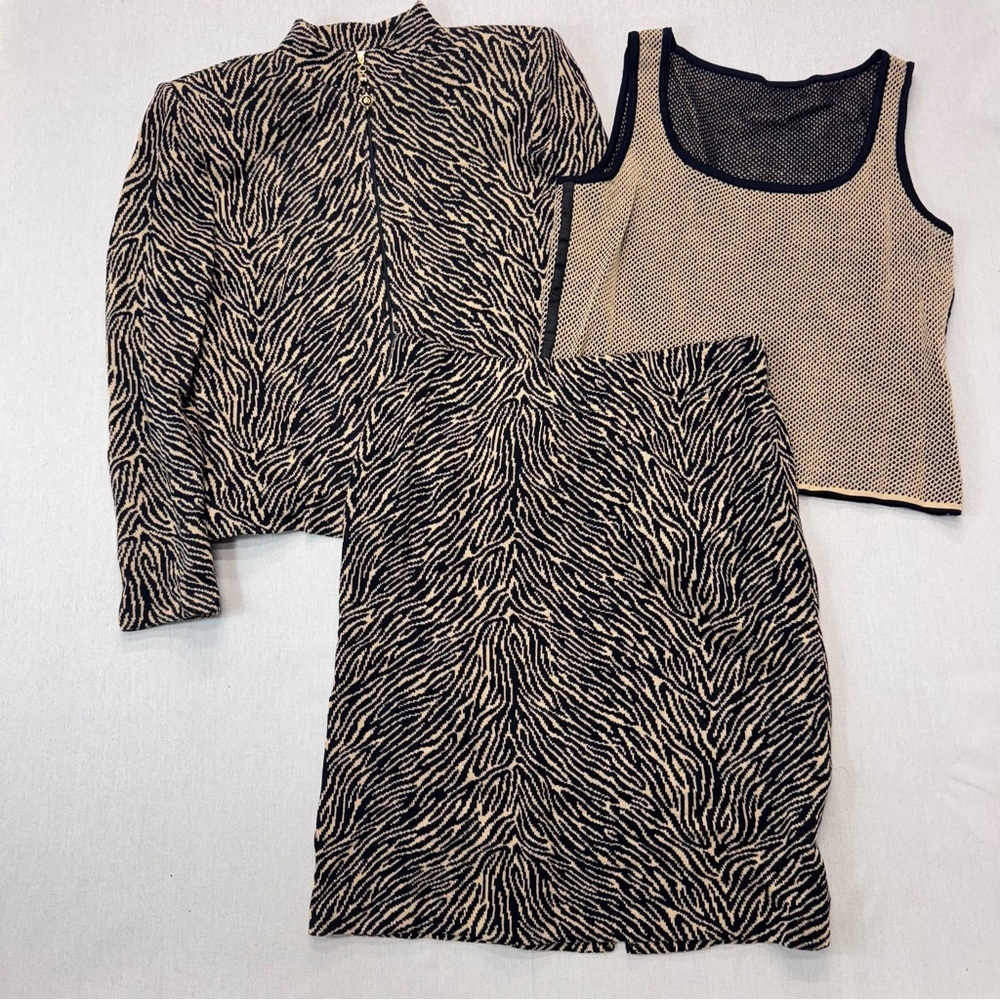 St. John By Marie Gray Womens Black Beige  Three-Piece Skirt Suit Set Sz 12